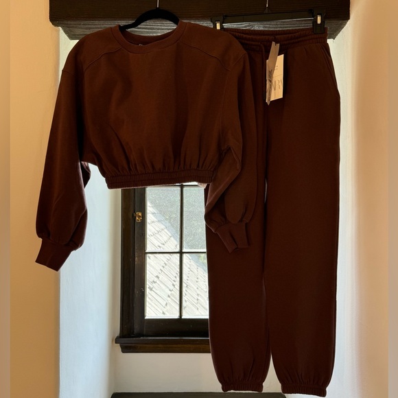 Zara sweatsuit never worn. - Picture 3 of 5